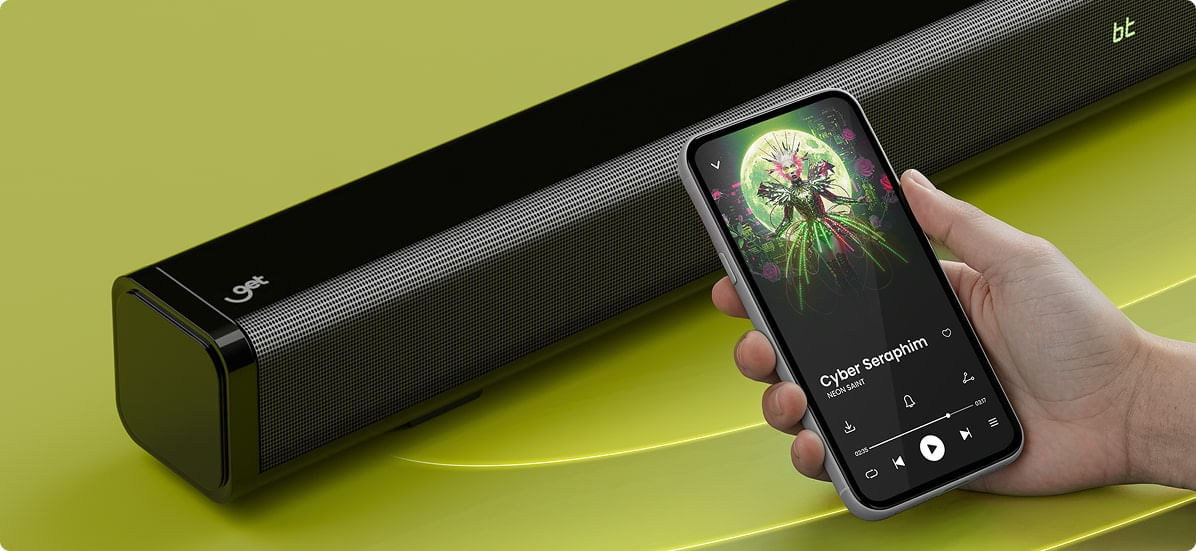 Pessoa conectando o celular à soundbar via Bluetooth.